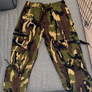 Fashionova men army cargos